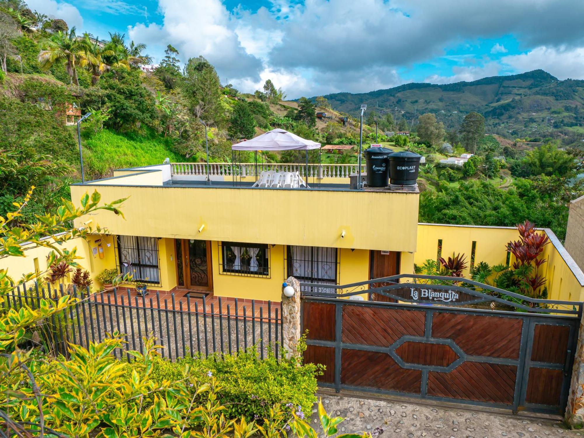 Hermosa Casa De Campo En Guatape Ngoại thất bức ảnh